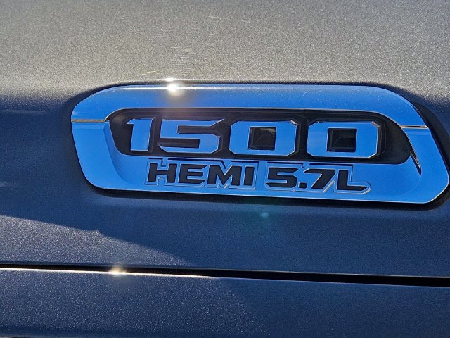 Used 2022 RAM 1500 Big Horn AWD/4WD image 13