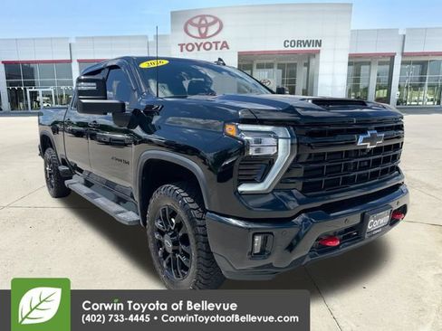 Used 2026 Chevrolet Silverado 2500 LT w/ Trail Boss Package AWD/4WD image 1