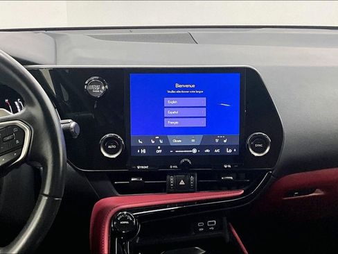 Used 2025 Lexus NX 250 FWD w/ Premium Package image 6