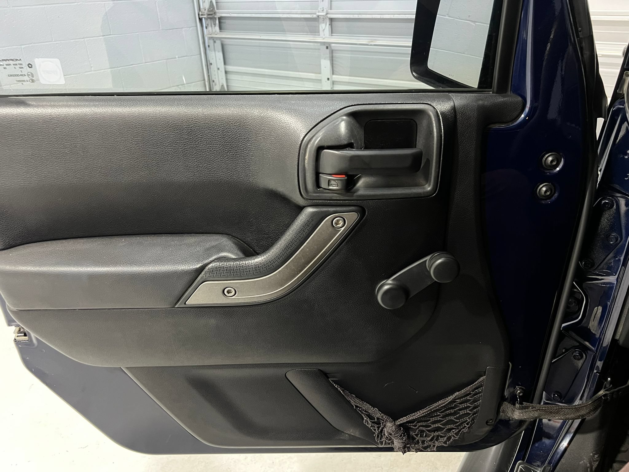 Used 2013 Jeep Wrangler Unlimited Sport w/ Connectivity Group AWD/4WD image 10