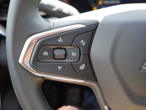 New 2026 Chevrolet Trax ACTIV FWD image 16