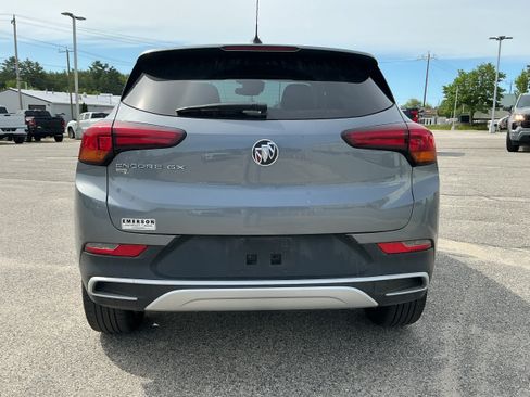 Certified 2022 Buick Encore GX Preferred w/ Cold Weather Comfort Package AWD/4WD image 3