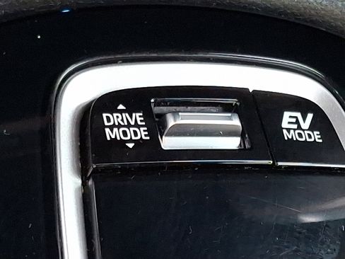 Certified 2023 Toyota Corolla Cross AWD Hybrid image 25