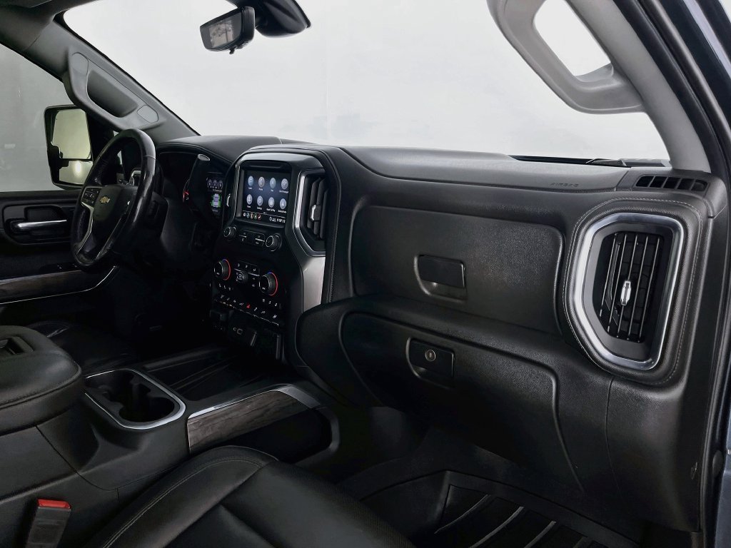 Used 2020 Chevrolet Silverado 2500 LTZ w/ LTZ Premium Package AWD/4WD image 34