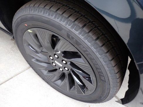 New 2025 Lincoln Navigator Reserve w/ Jet Appearance Package image 10