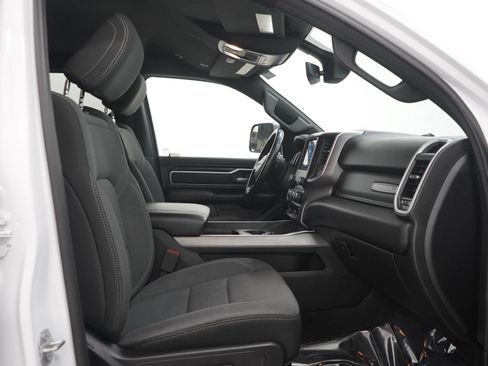 Used 2020 RAM 1500 Big Horn AWD/4WD image 13