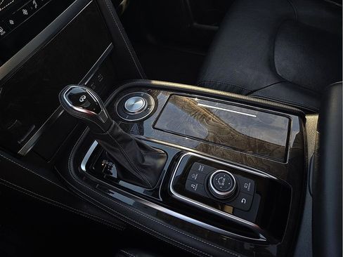 Used 2024 INFINITI QX80 Luxe image 21