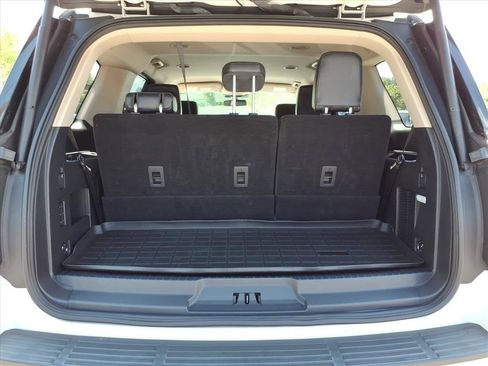 Used 2022 Ford Expedition XLT AWD/4WD image 13
