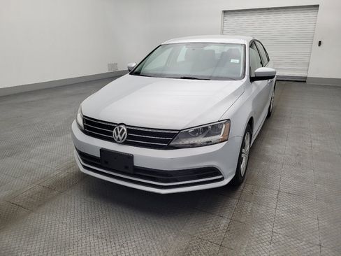 Used 2017 Volkswagen Jetta S w/ Jetta S Cold Weather Package image 15