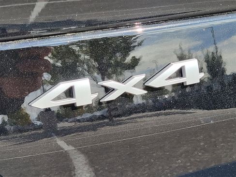 New 2025 Jeep Grand Cherokee L Laredo w/ Trailer Tow Package image 8