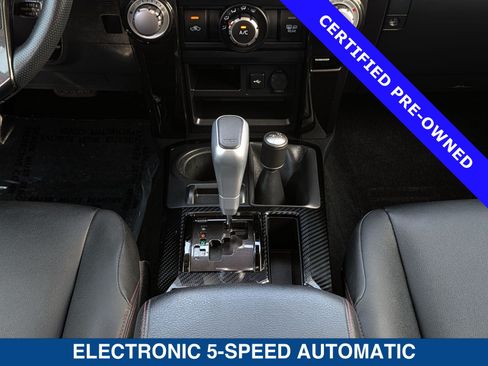 Used 2021 Toyota 4Runner TRD Off-Road Premium w/ Moonroof Package AWD/4WD image 19