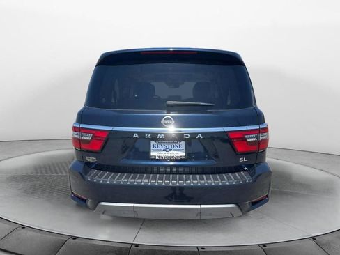 Used 2023 Nissan Armada SL w/ Captain's Chairs Package image 3