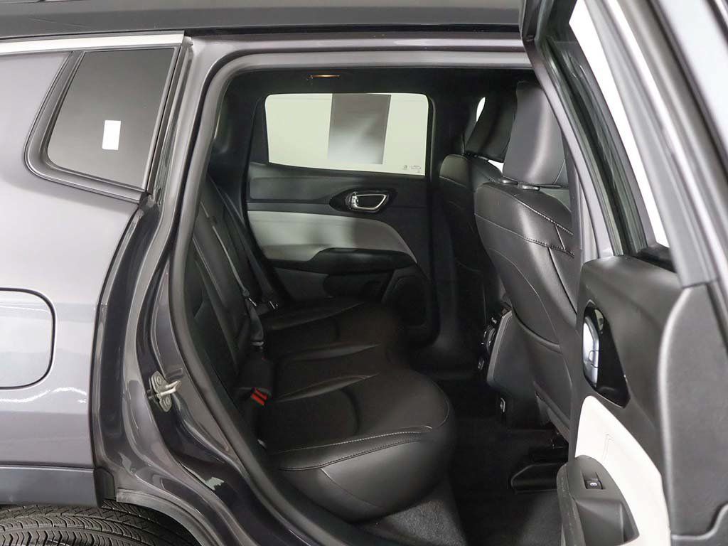 Used 2024 Jeep Compass Limited AWD/4WD image 31