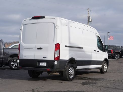 Used 2023 Ford Transit 250 Medium Roof AWD image 3