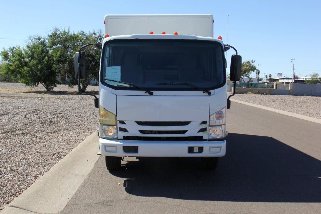 Used 2018 Isuzu NPR RWD image 2