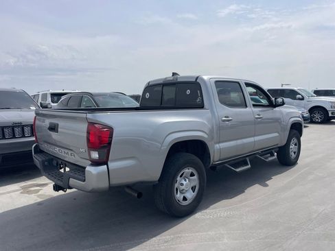 Used 2021 Toyota Tacoma SR image 3