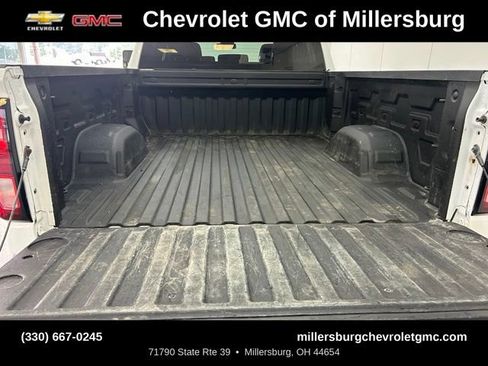 Used 2023 GMC Sierra 1500 Pro w/ Pro Value Package AWD/4WD image 9