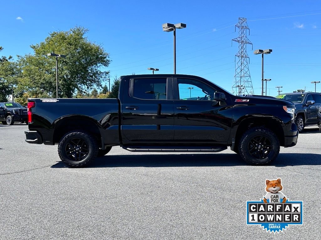 Used 2024 Chevrolet Silverado 1500 LT Trail Boss w/ Convenience Package II AWD/4WD image 3