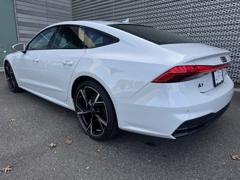 New 2025 Audi A7 3.0T Prestige image 3