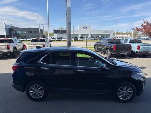 Used 2018 Chevrolet Equinox LT image 5