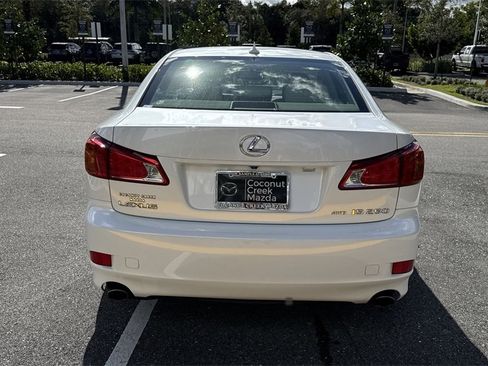 Used 2010 Lexus IS 250 AWD image 3