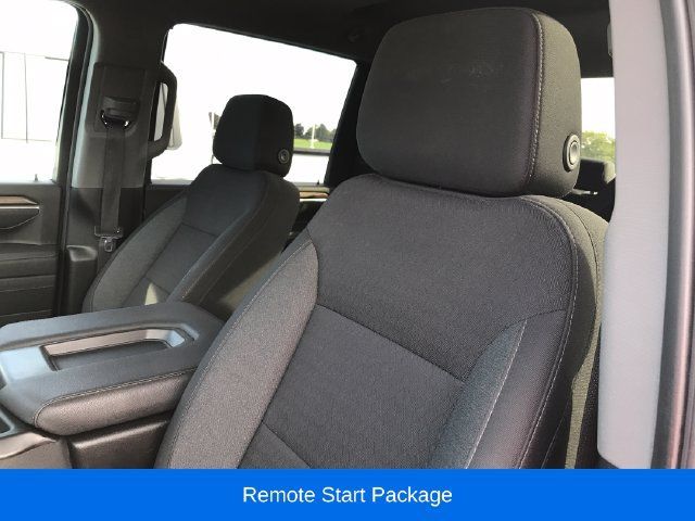 Used 2025 Chevrolet Silverado 2500 LT w/ Safety Package AWD/4WD image 4