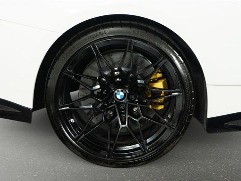 Used 2024 BMW M4 Competition image 9