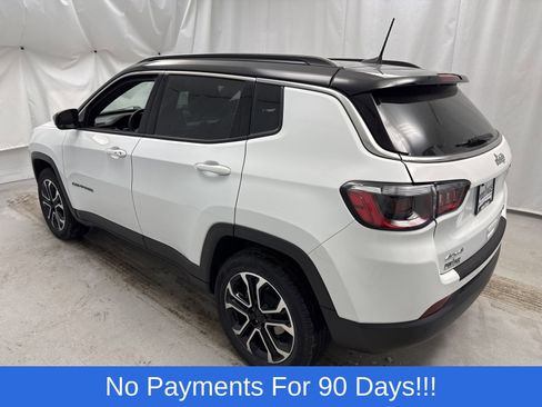 Used 2023 Jeep Compass Limited w/ Sun and Sound Group image 5