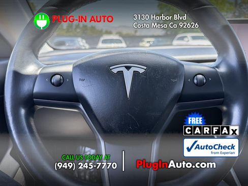 Used 2018 Tesla Model 3 Long Range RWD image 17