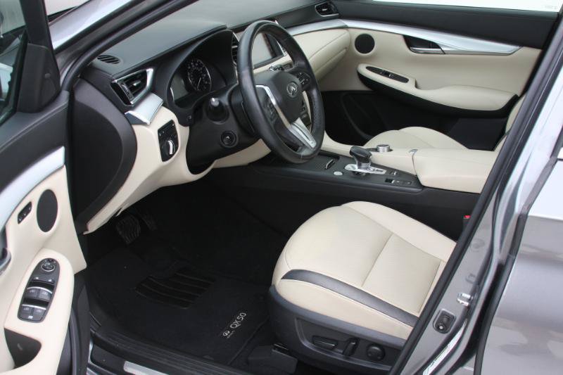 Used 2019 INFINITI QX50 Essential w/ Premium Heat Package AWD/4WD image 28