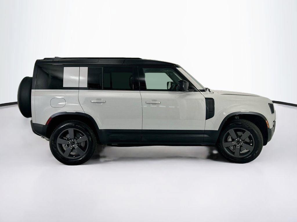 Certified 2026 Land Rover Defender 110 S AWD/4WD image 4