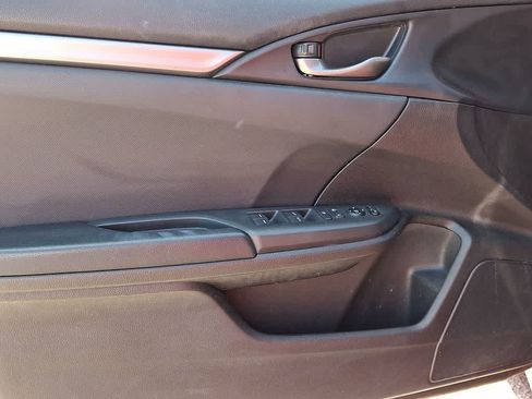 Used 2020 Honda Civic Sport image 9