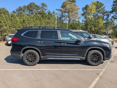 Used 2022 Subaru Ascent Touring image 2