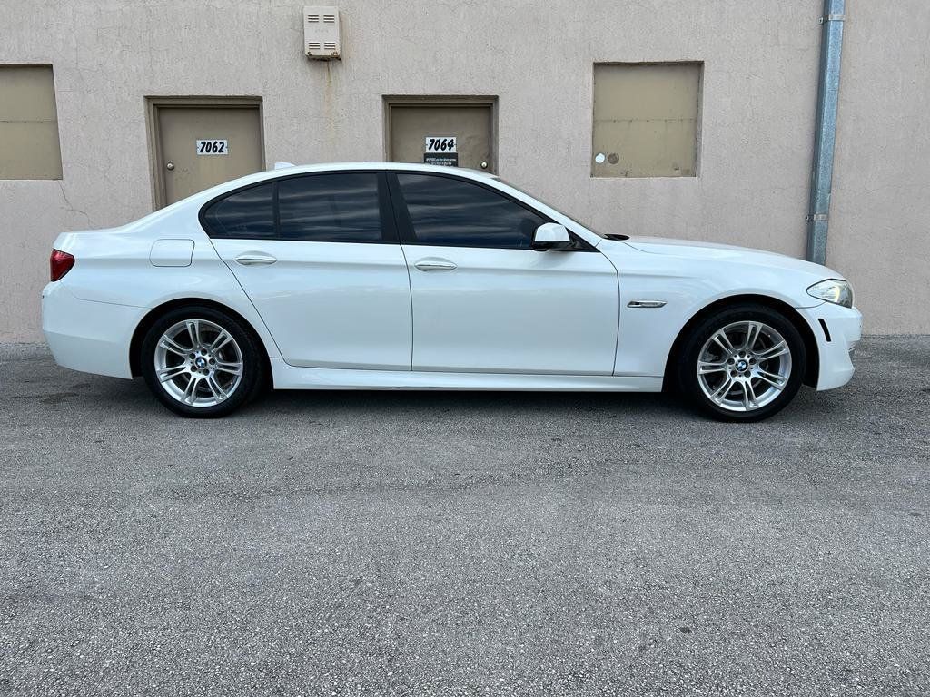 Used 2012 BMW 528i Sedan RWD image 12