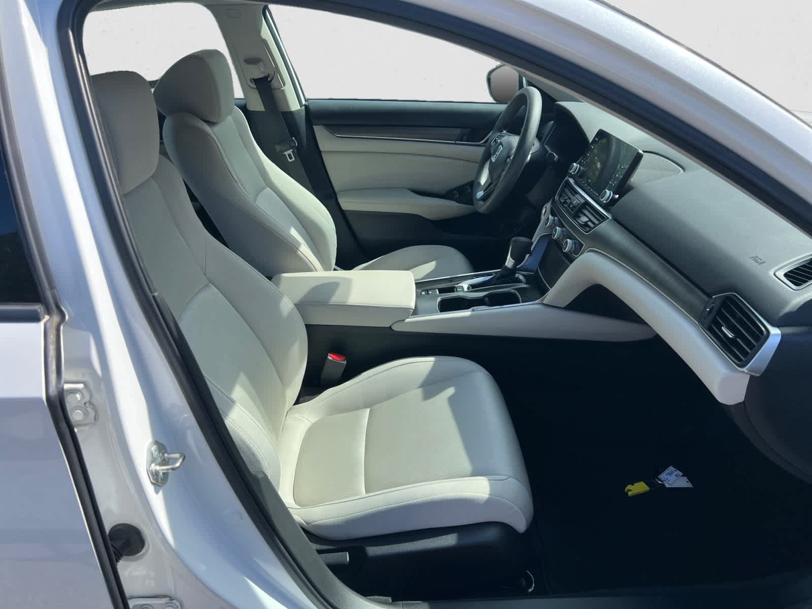 Used 2018 Honda Accord LX image 15