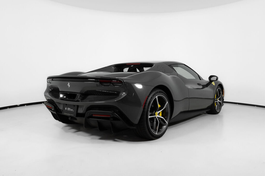 Used 2024 Ferrari 296 GTB RWD image 2