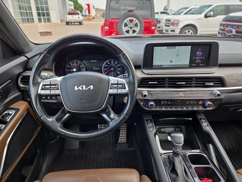 Used 2022 Kia Telluride SX w/ SX Prestige Package AWD/4WD image 29