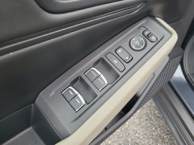 Used 2023 Honda Accord EX image 9