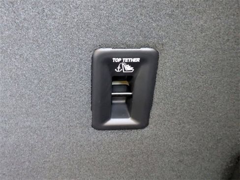 New 2026 Chevrolet Equinox ACTIV w/ Safety and Technology Package image 32