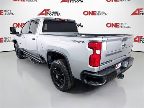 Used 2025 Chevrolet Silverado 2500 Custom w/ Custom Convenience Package image 5