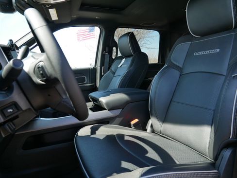 New 2026 RAM 3500 Laramie AWD/4WD image 9