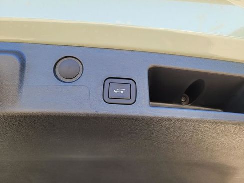 New 2026 Chevrolet Equinox LT w/ Convenience Package II image 8