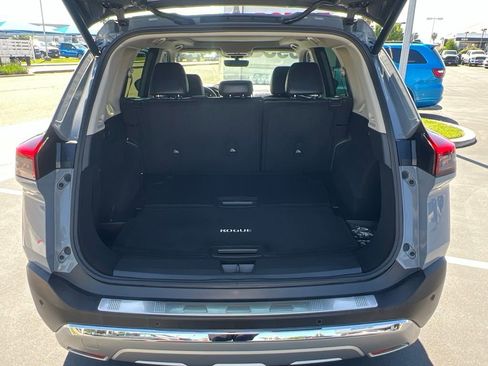 Used 2023 Nissan Rogue Platinum w/ Platinum Premium Package FWD image 44