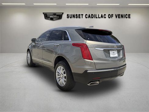 Used 2019 Cadillac XT5 Premium Luxury FWD image 5