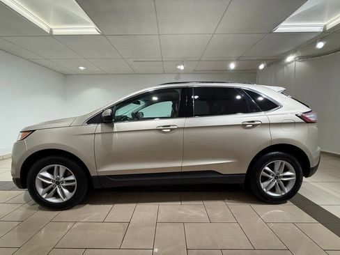 Used 2017 Ford Edge SEL w/ Equipment Group 201A AWD/4WD image 2
