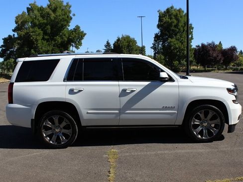 Used 2017 Chevrolet Tahoe Premier AWD/4WD image 5