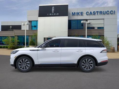 New 2026 Lincoln Aviator AWD image 3