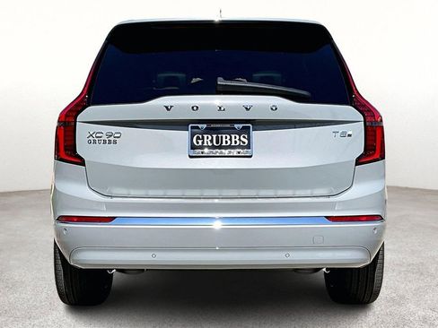 New 2026 Volvo XC90 T8 Ultra w/ Protection Package Premier AWD/4WD image 7