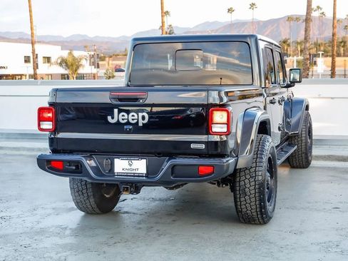 Certified 2023 Jeep Gladiator Overland w/ Popular Equipment Package image 9