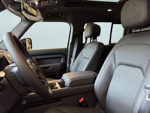 New 2026 Land Rover Defender 110 X AWD/4WD image 5